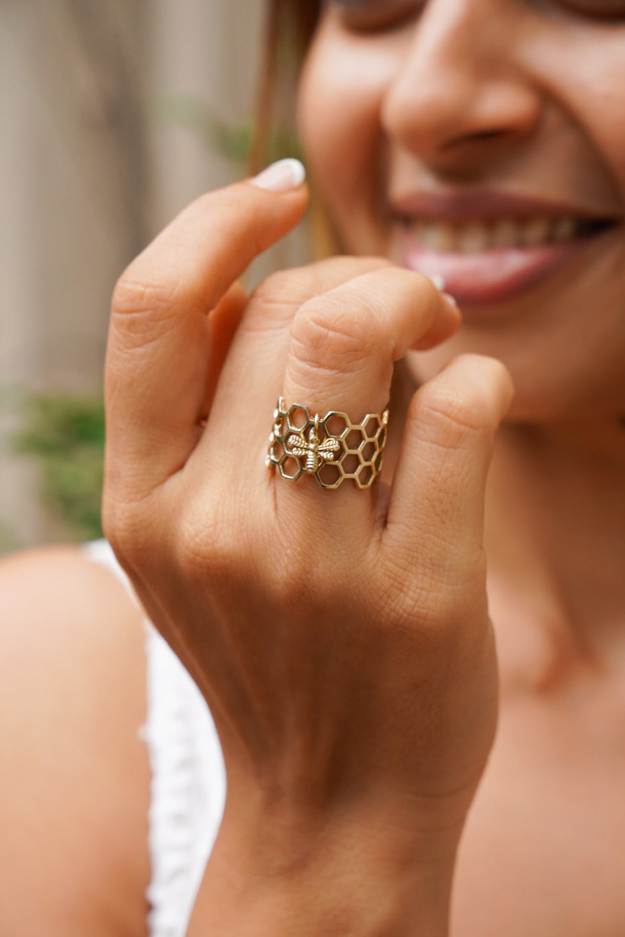 Honey comb brass ring. Adjustable. Size 5-7