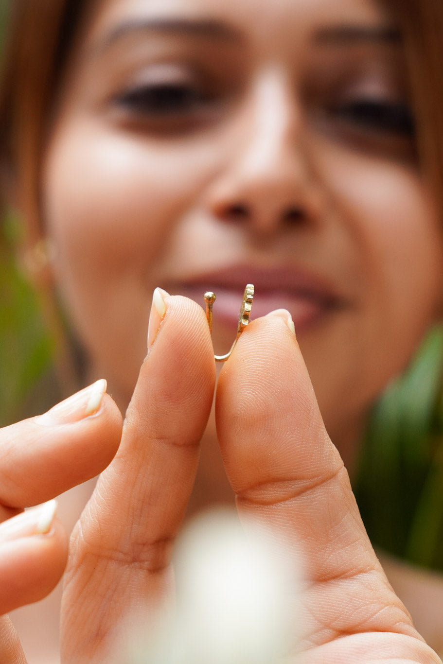 Lotus brass press pin - non piercing