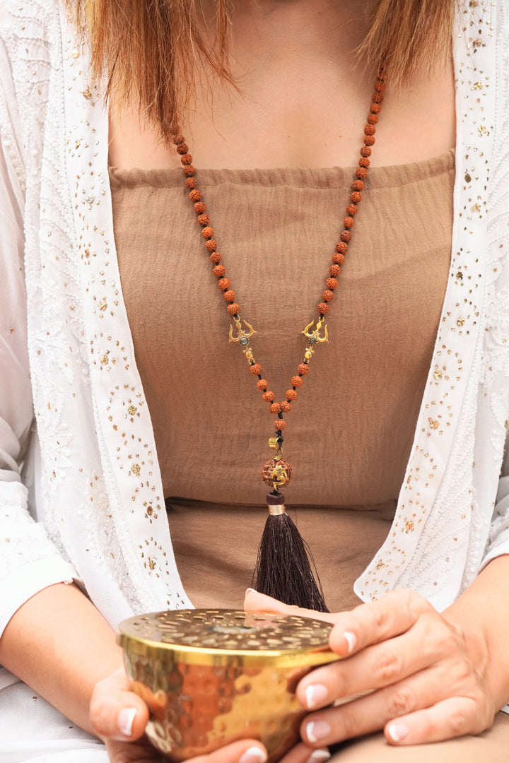 Om panchamukhi Rudraksh maala