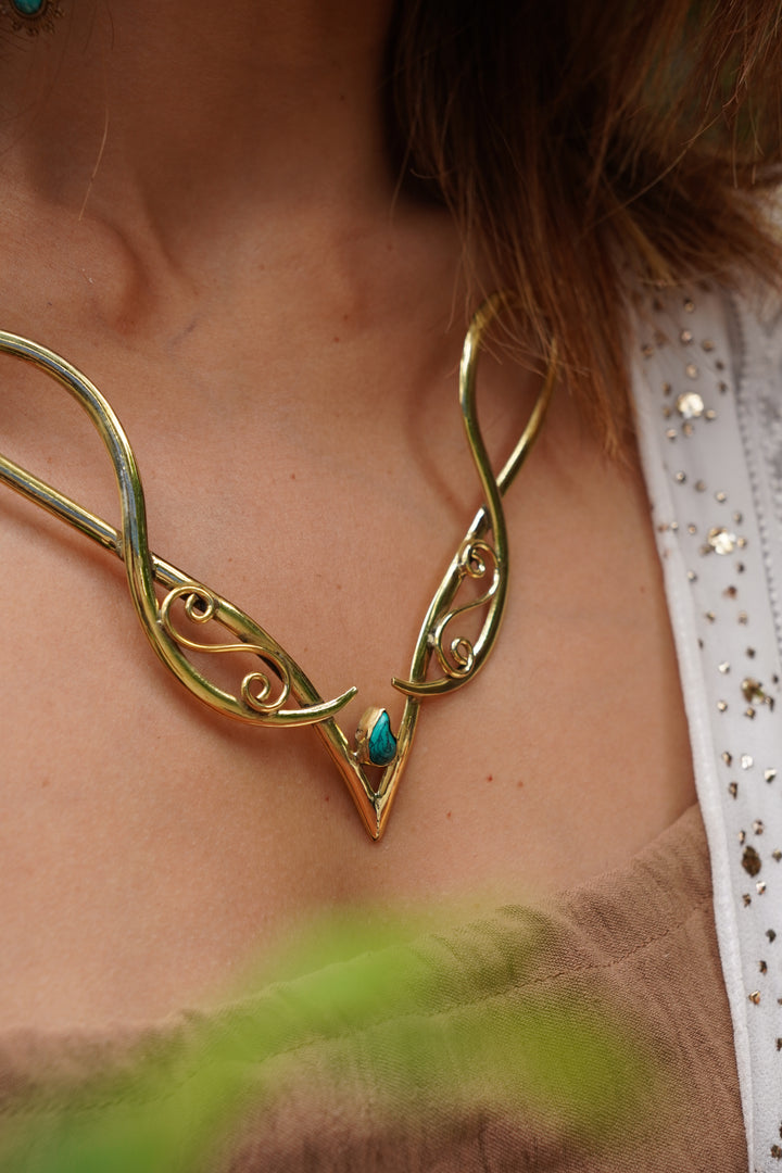 Turquoise collar necklace