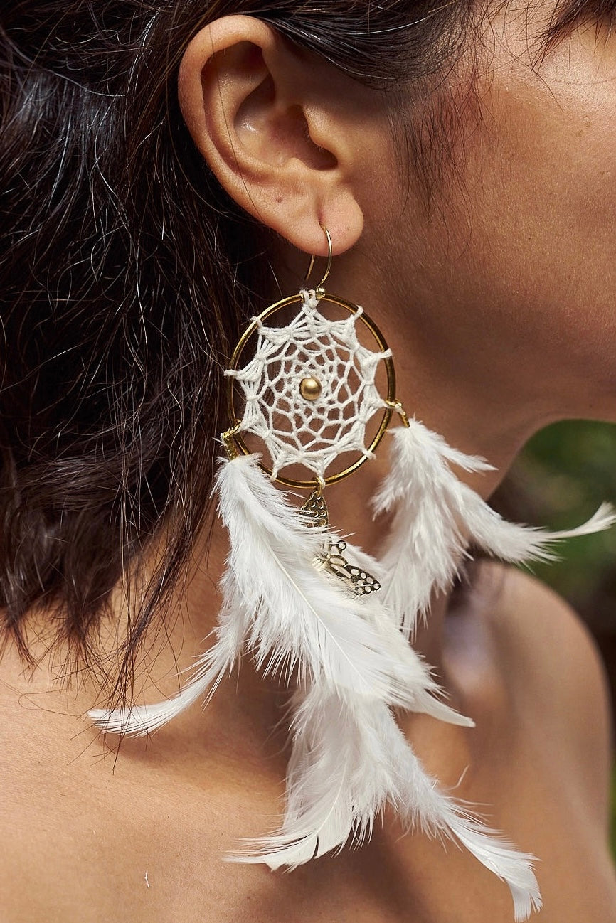 Dreamcatcher earrings- white