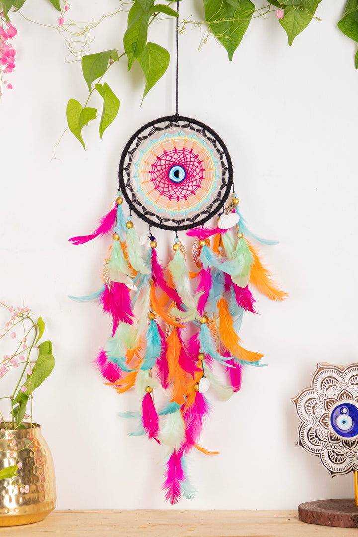 Retro love dreamcatcher