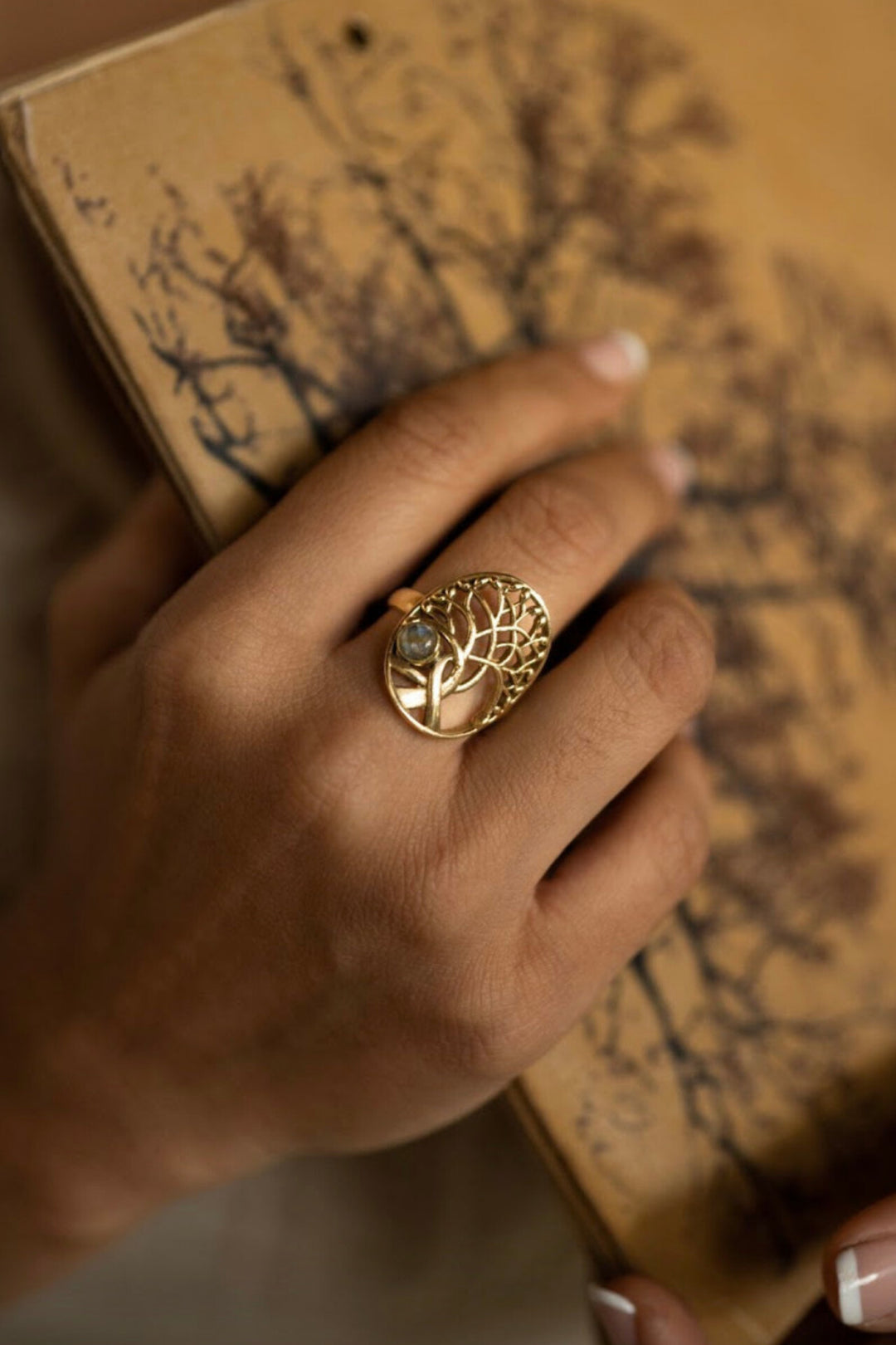 Labradorite tree of life brass ring - Non adjustable size: 6-8