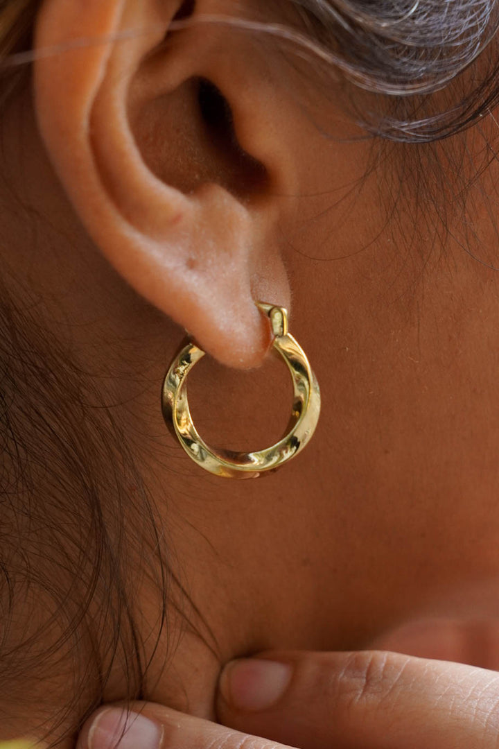 Mystic loop brass baali