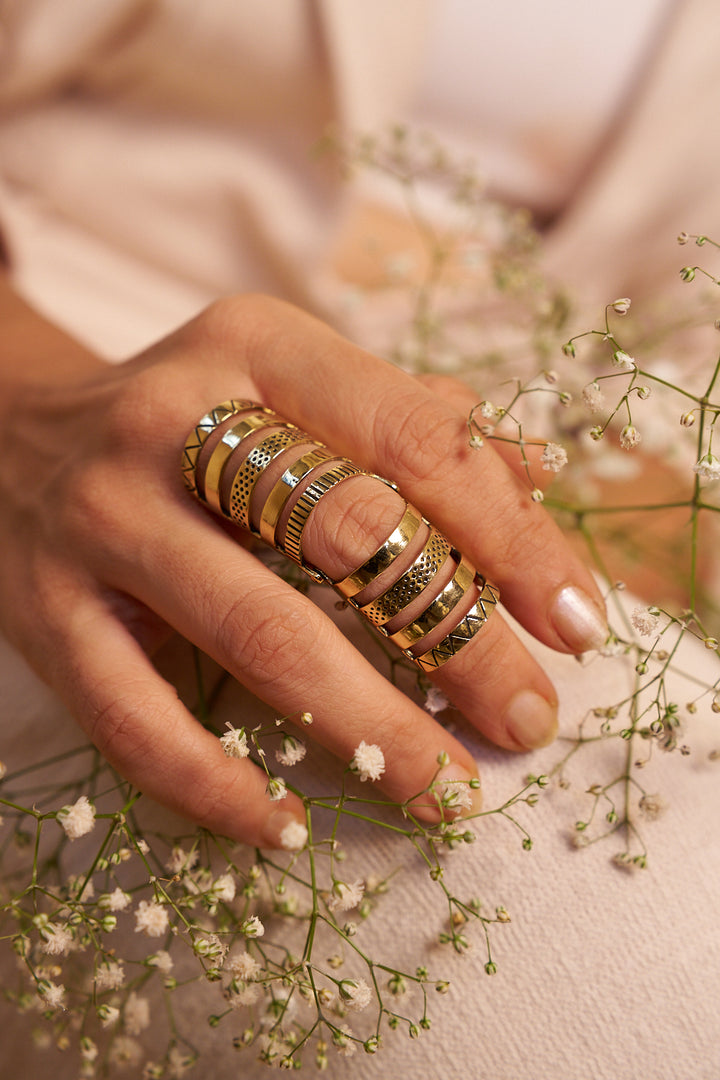 Antares brass ring ~ size 5-6 adjustable