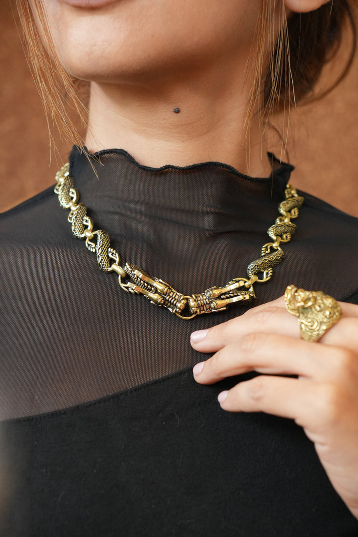 Kiss of the Dragon chain