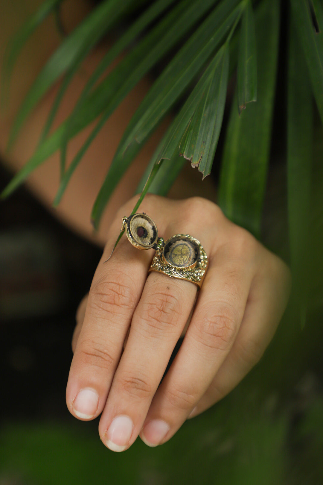 Amethyst brass poison ring. Adjustable. 5-8