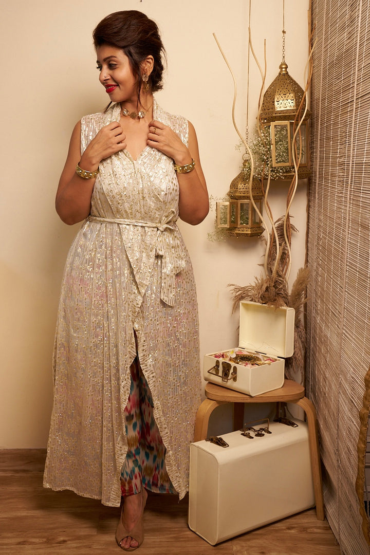 Ziya jacket in zari georgette
