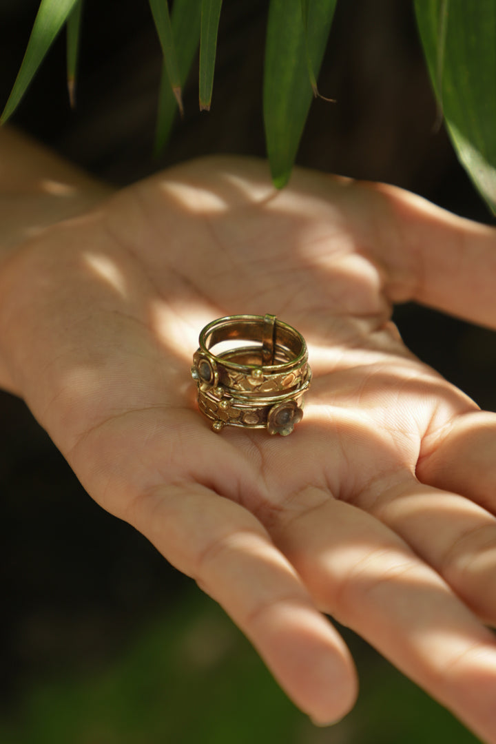 Labradorite stackable brass ring