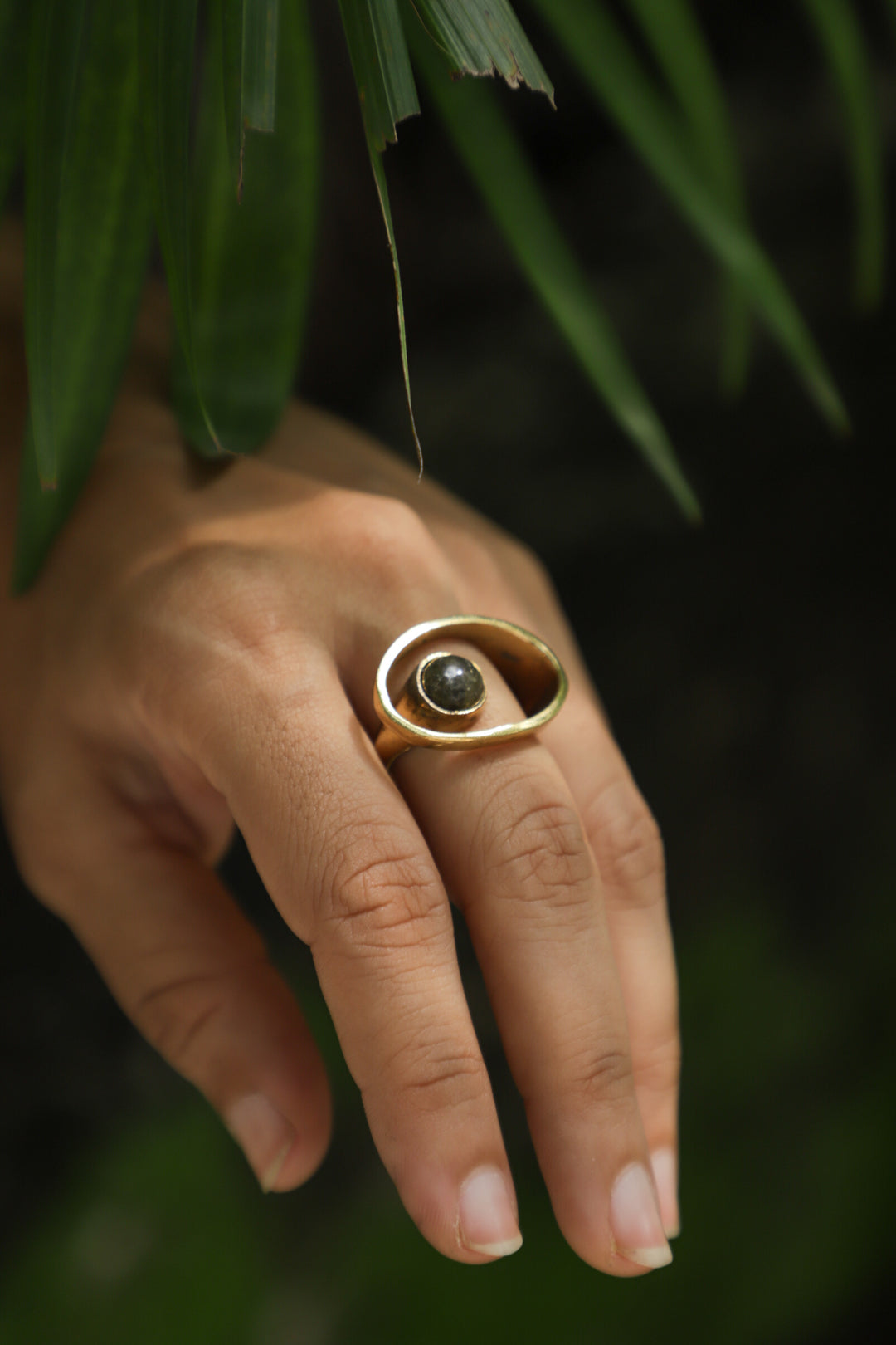 Labradorite adjustable brass band. Size 5-7