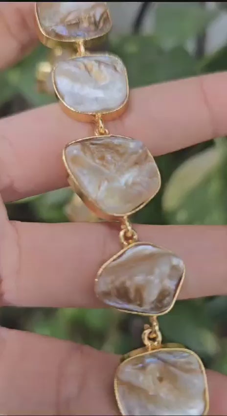 Pearl of joy brass earrings