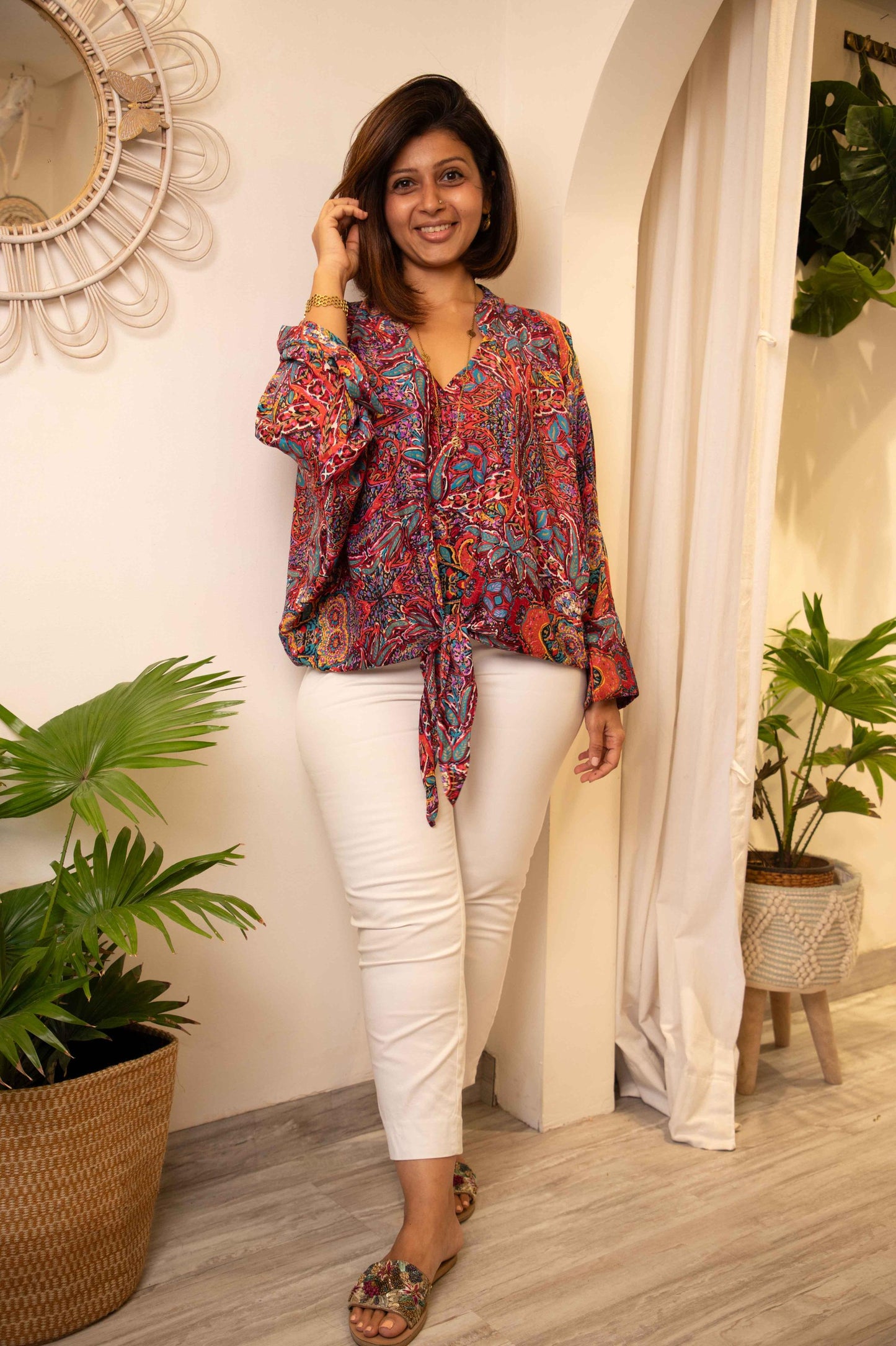 Mary Poppins- oversized knotted top