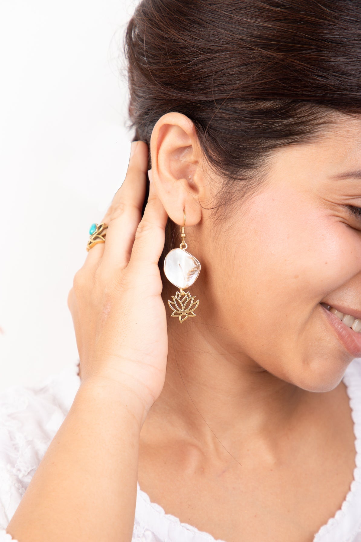 Aurora short necklace + Aurora earrings + Aurora adjustable bracelet .