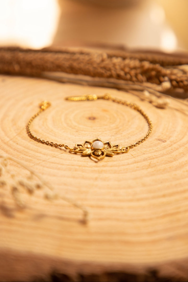 Lotus bracelet
