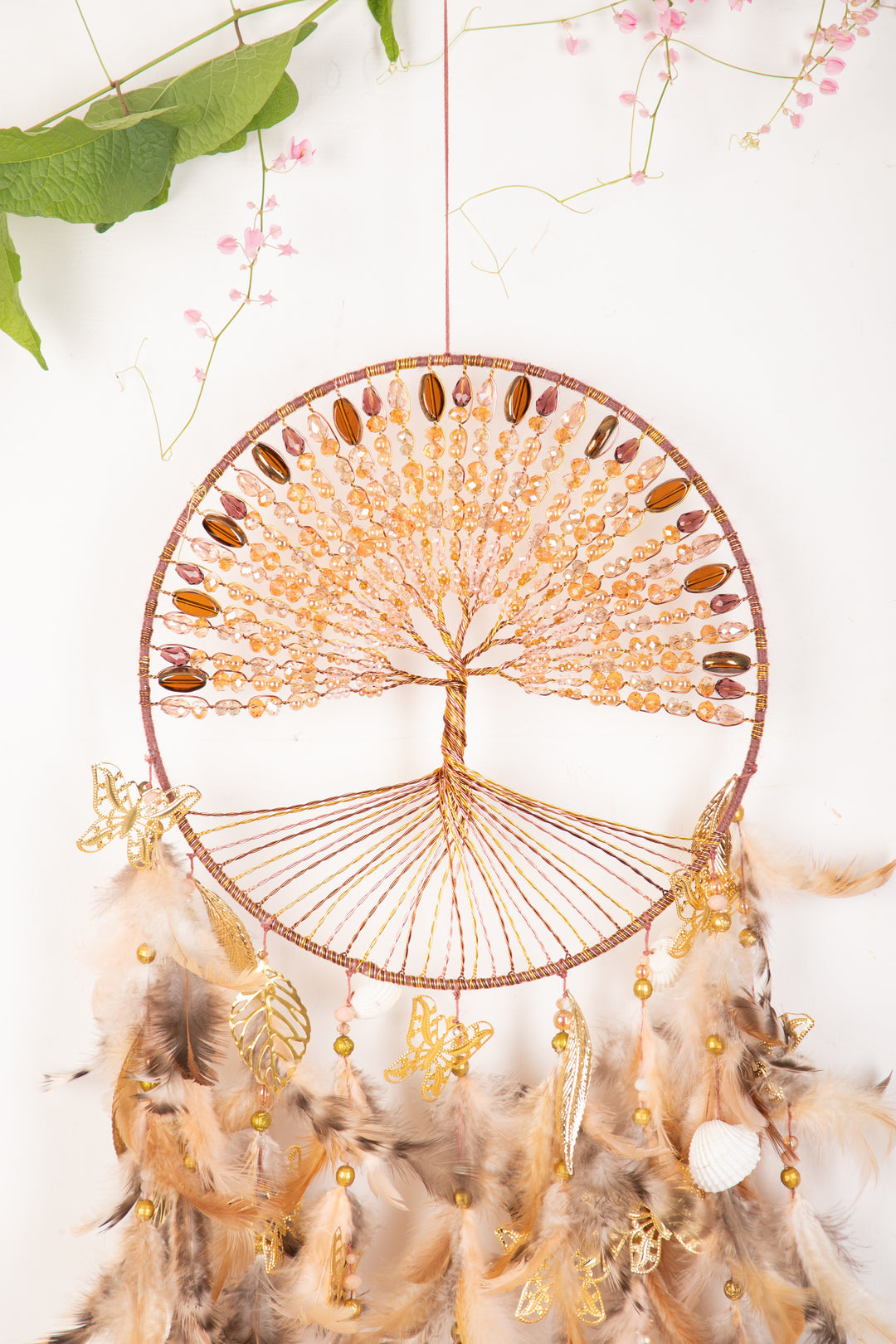 Radiating hope tree of life