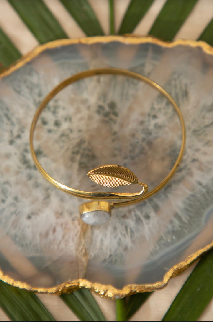 Moonstone drop brass bangle. Free size.