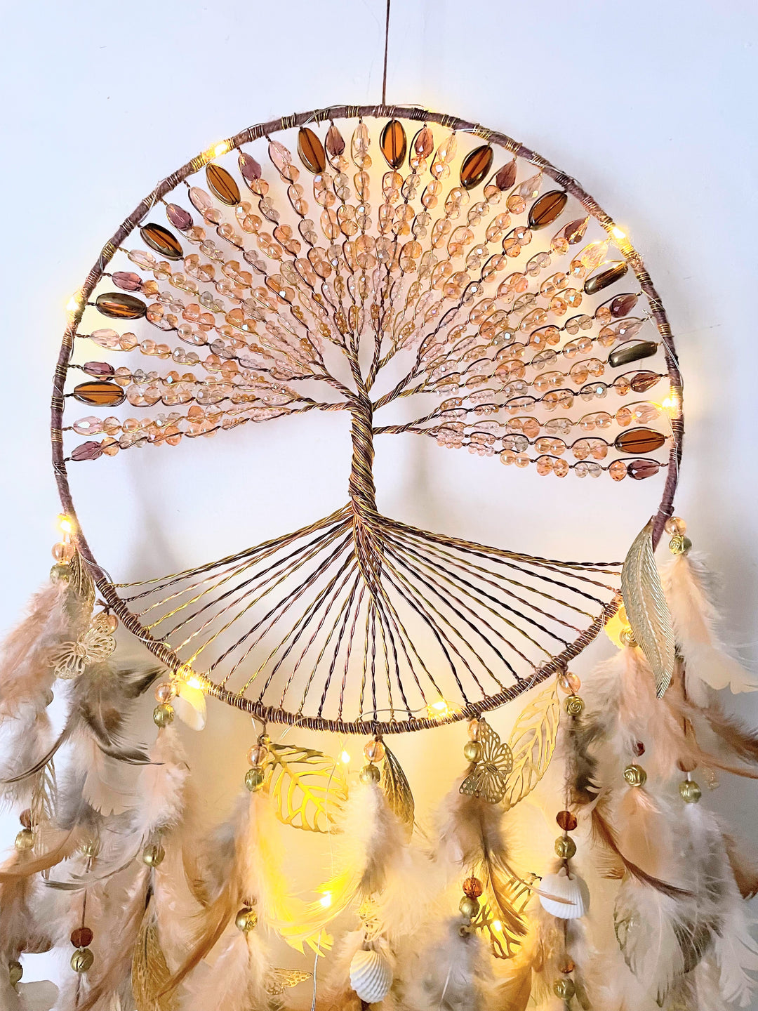 Radiating hope tree of life