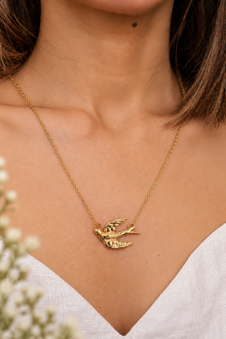 Aazaad panchi - gold plated necklace