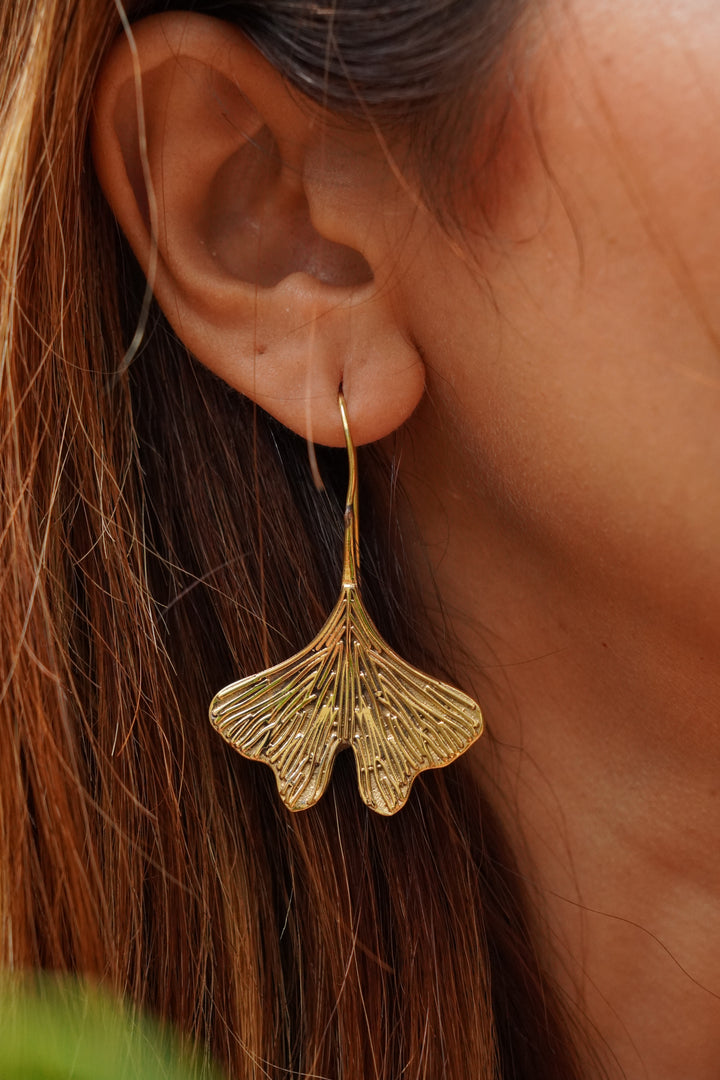 Orchid petal brass drops