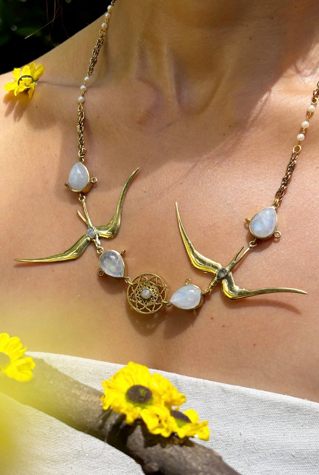 Aazaad parinde moonstone necklace