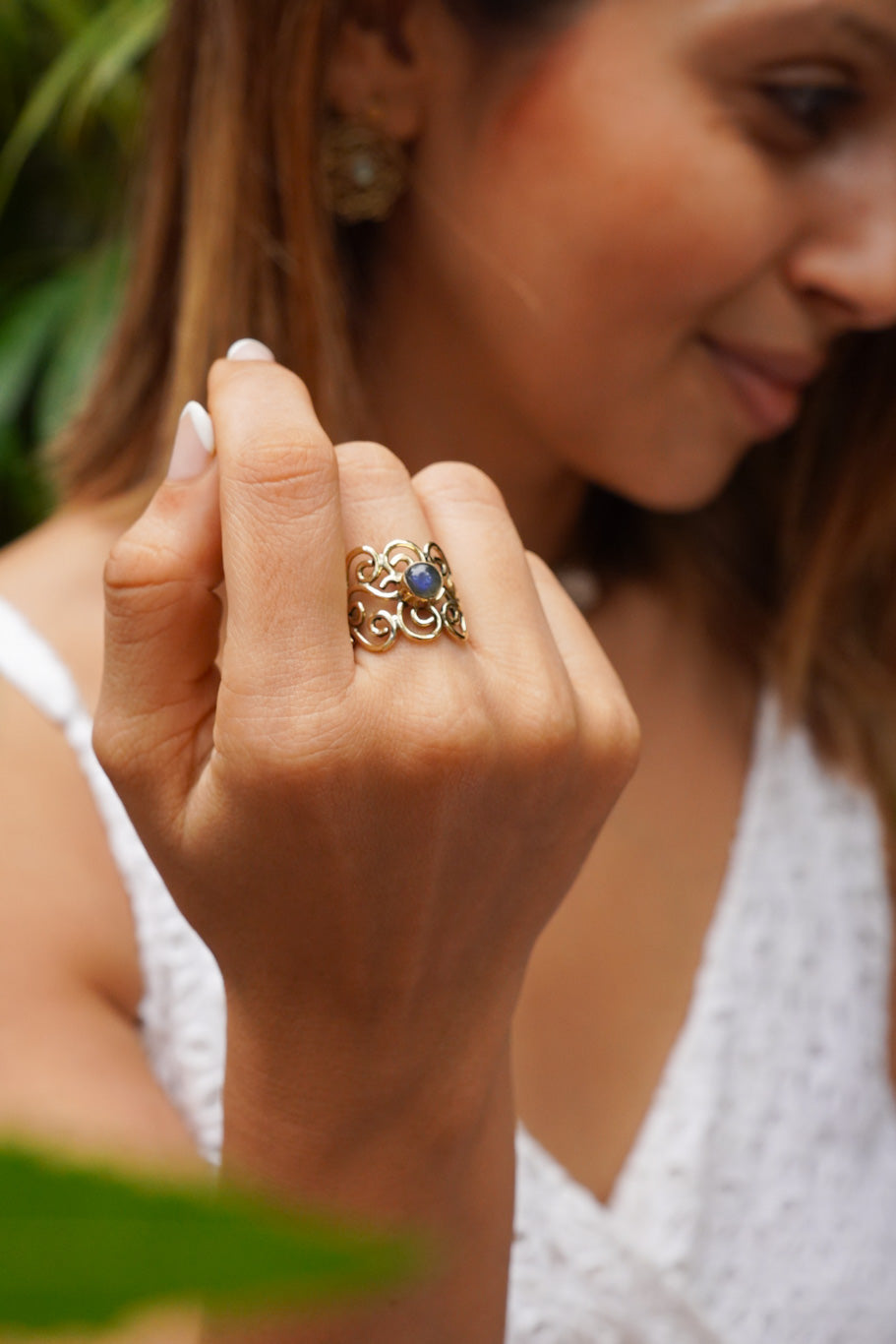 Labradorite curl brass ring. Adjustable. size 5-8