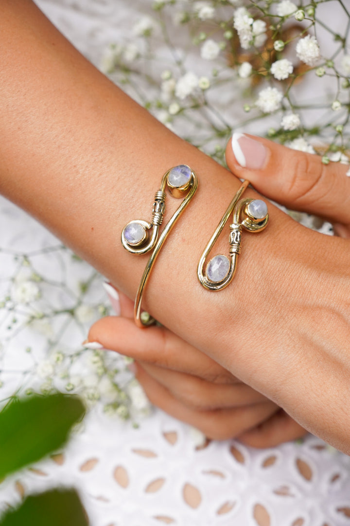 Infinity loop with moonstone. Adjustable brass bangle