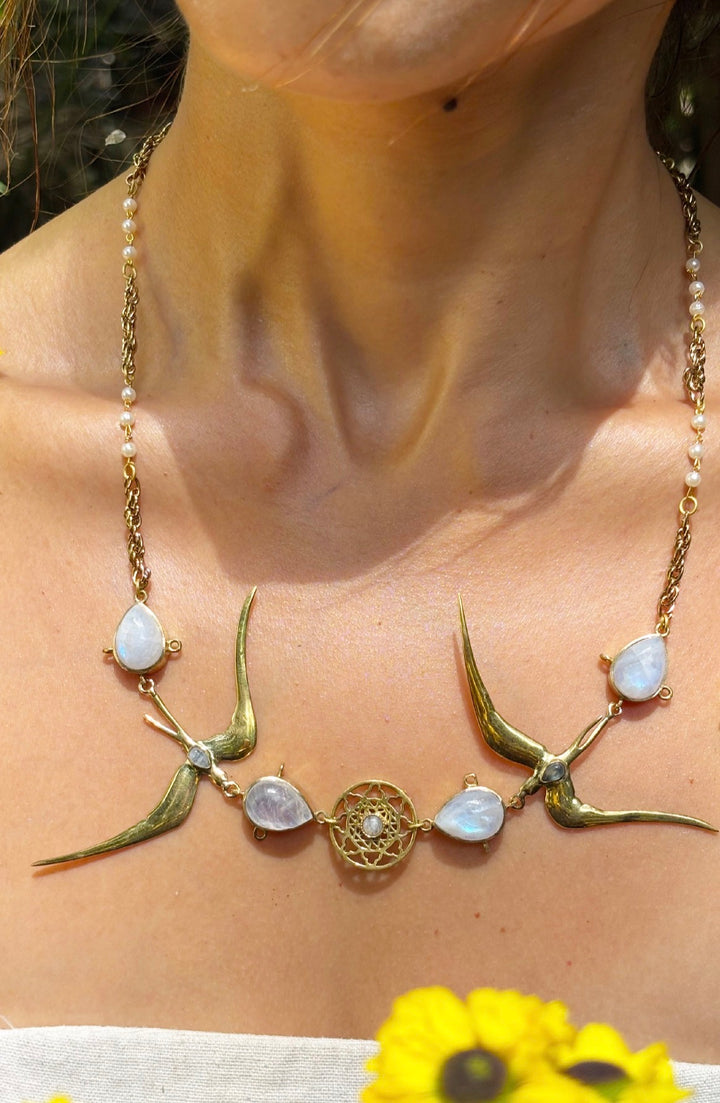 Aazaad parinde moonstone necklace