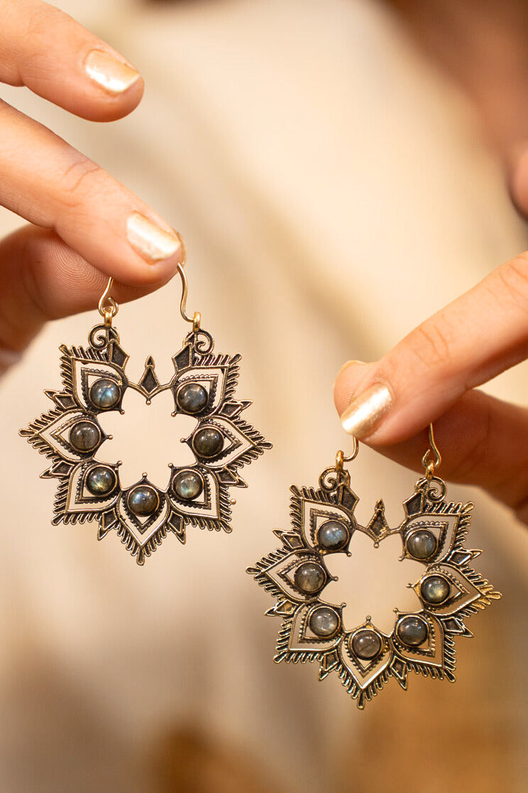 Flower of Labradorite Brass Baali