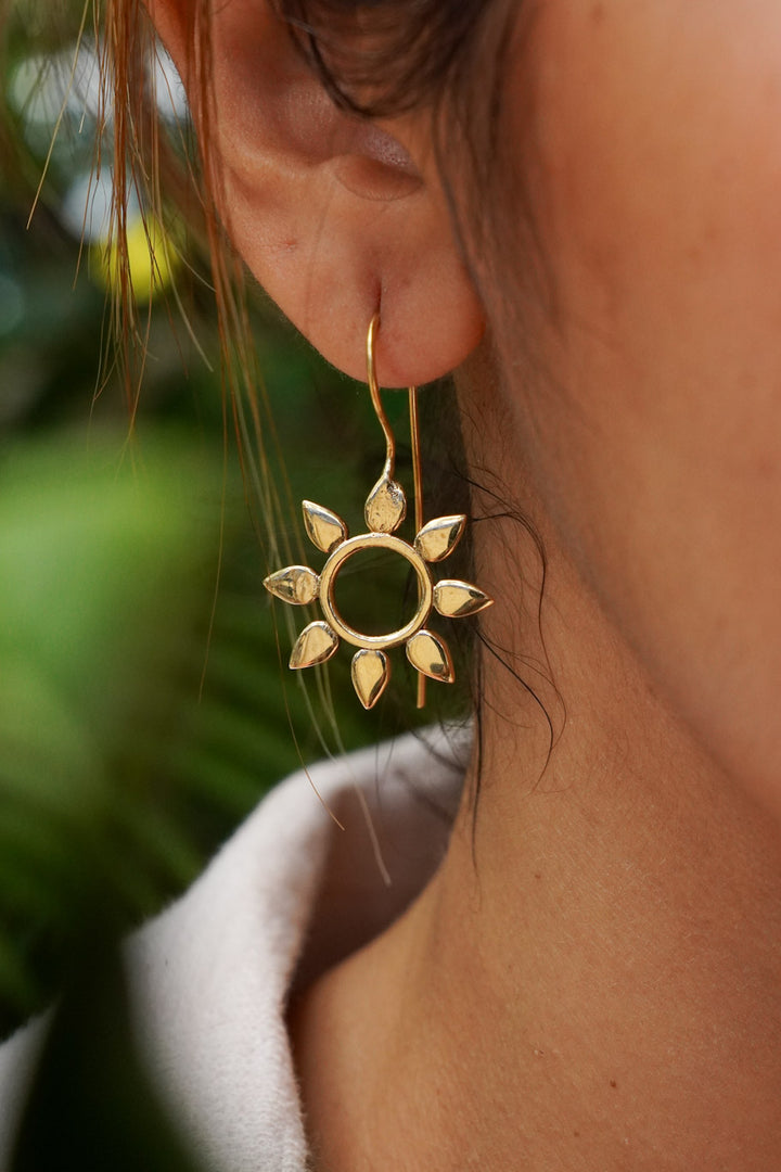 Flower drop brass earrings
