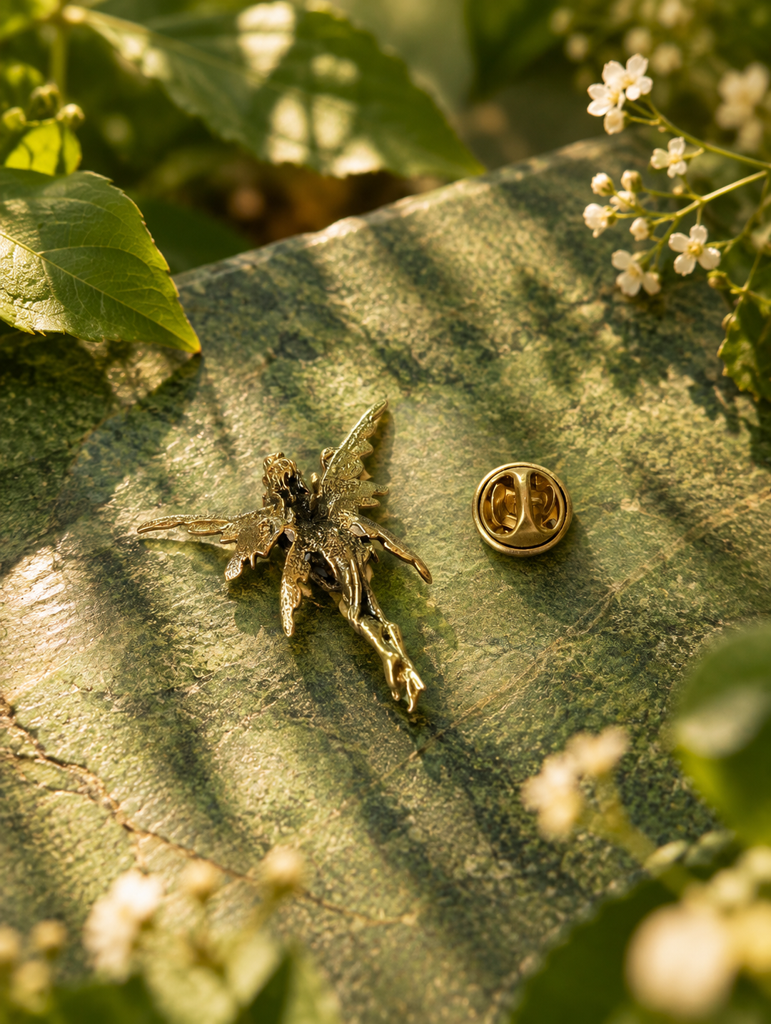 Fairy brooch lapel pin in pure brass