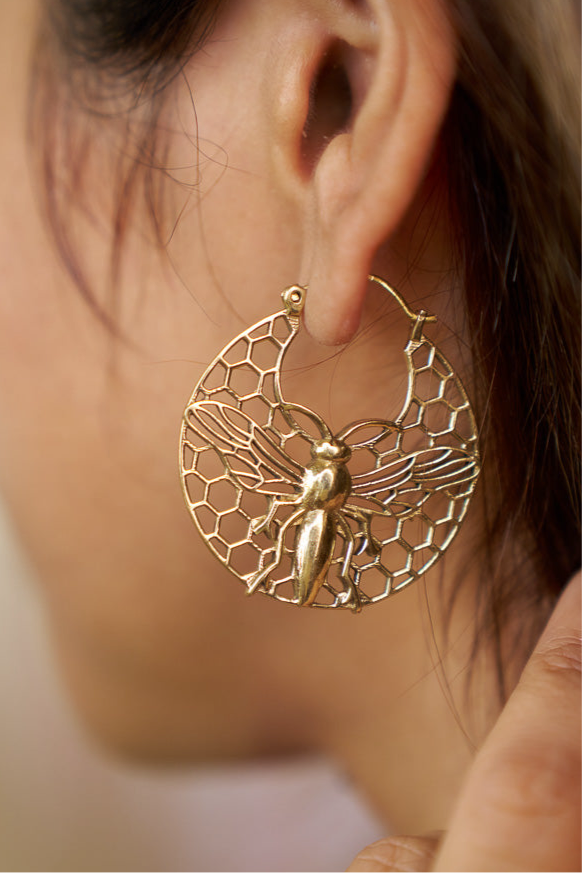 Bee brass baalis