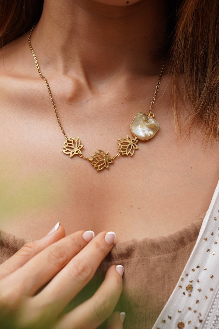 Aurora Necklace