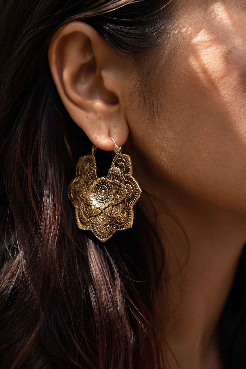 Floral aura brass baalis
