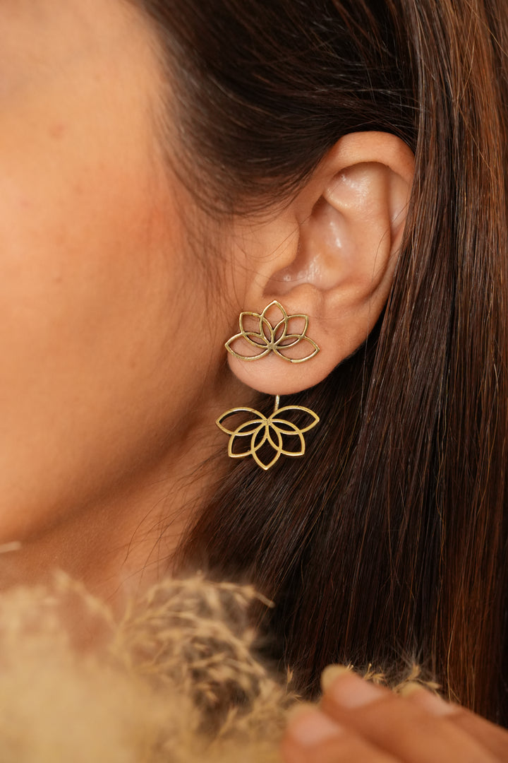 Neora - hide n seek earrings