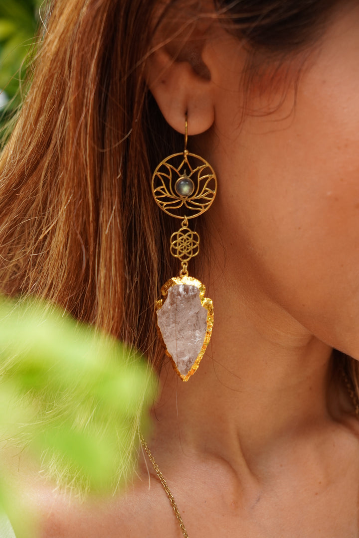 Drops of quartz brass earrings