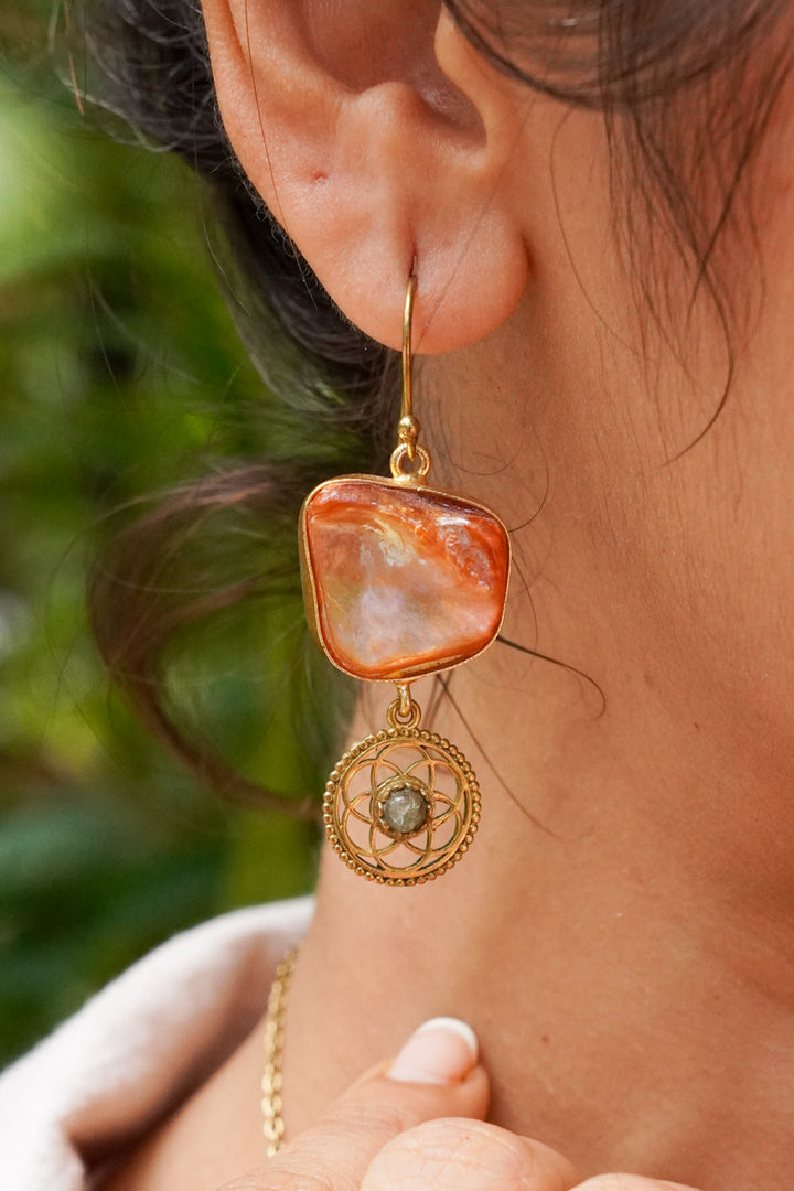 Pearl of joy brass earrings