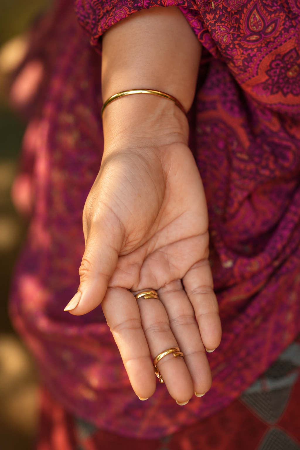 Chaandni Brass Gold plated Hathphool