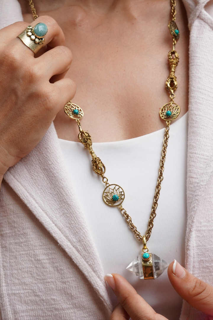 Lama necklace