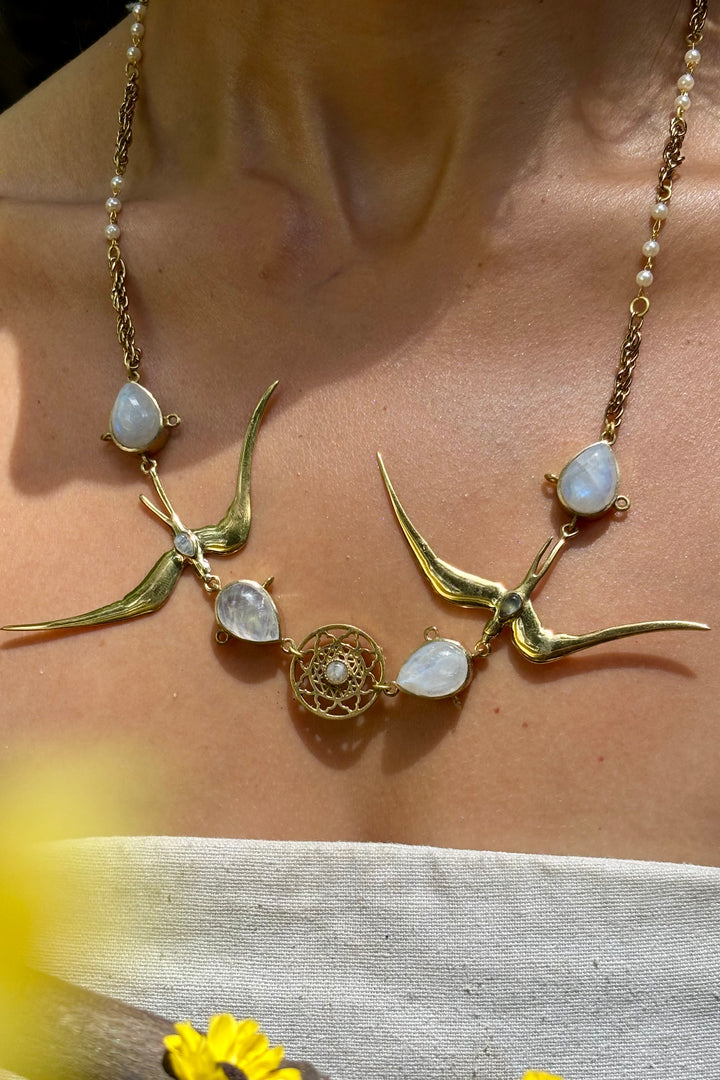 Aazaad parinde moonstone necklace