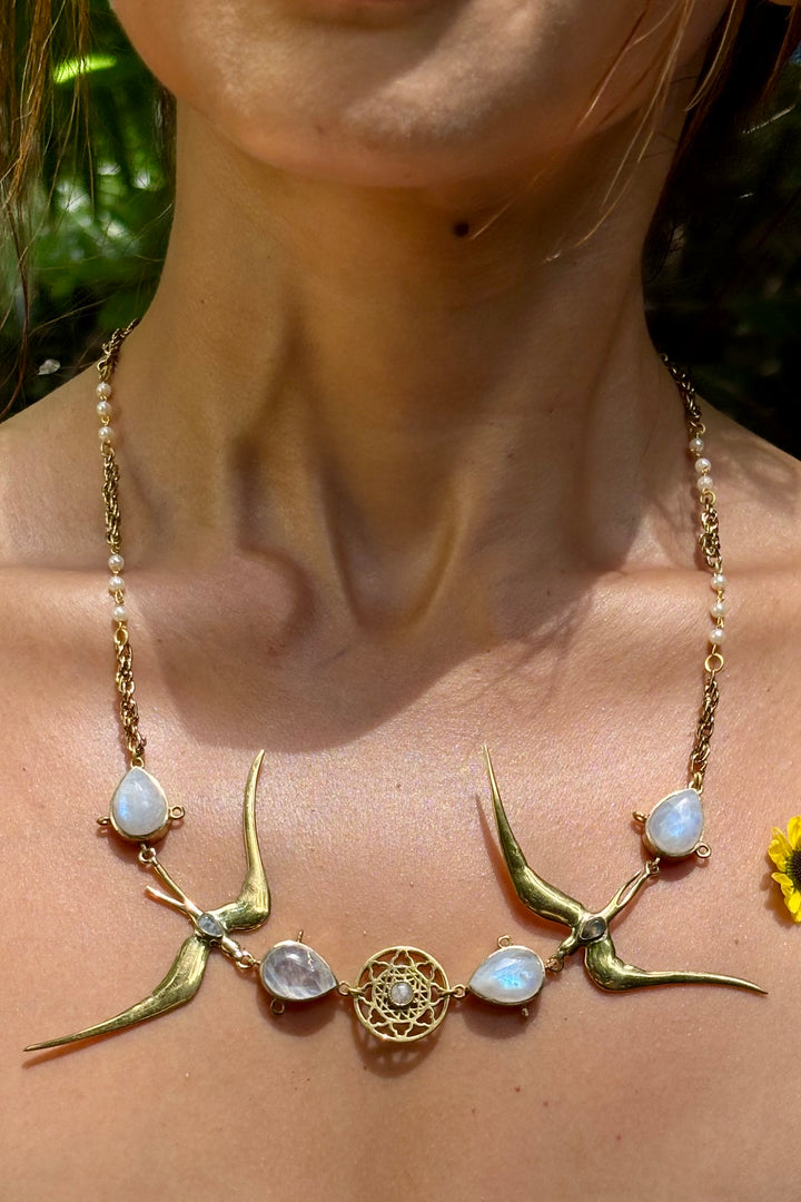 Aazaad parinde moonstone necklace