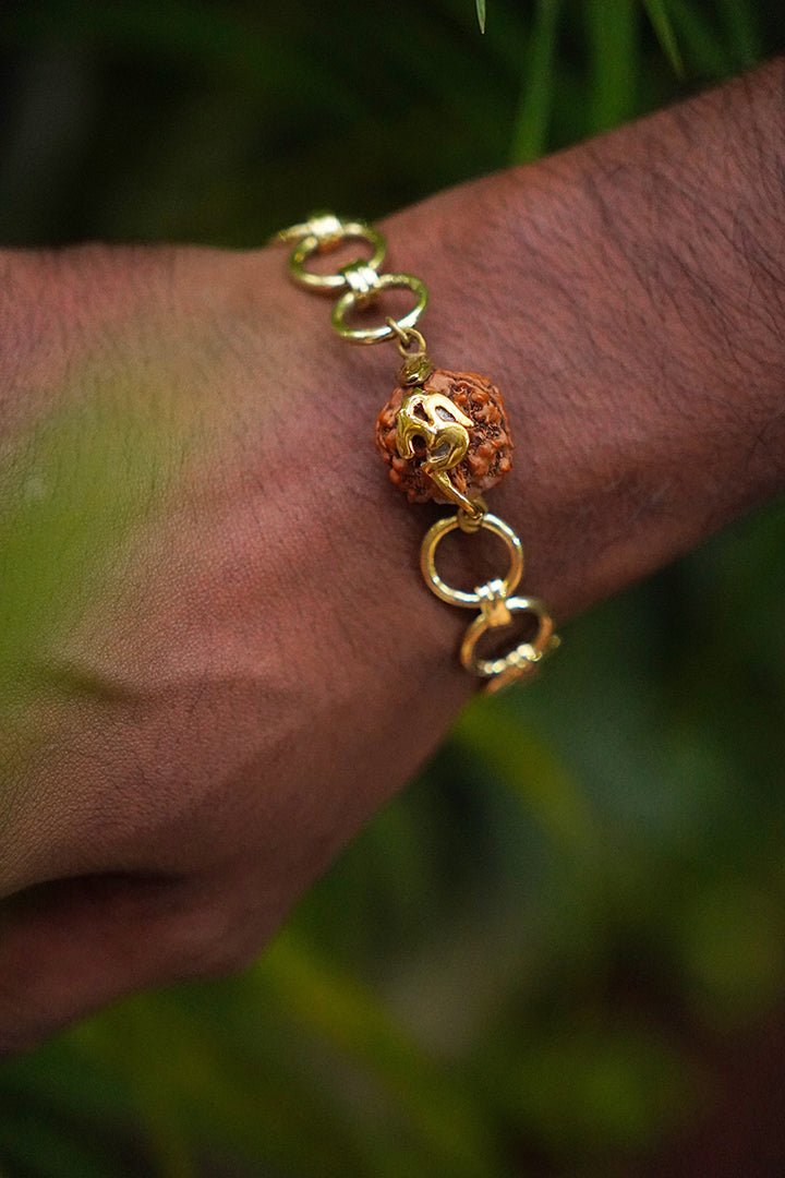 Rudra om bracelet