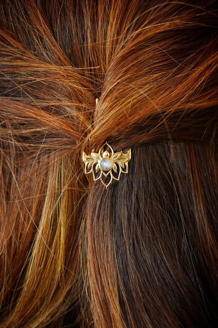 Lotus hair comb- Pre Order