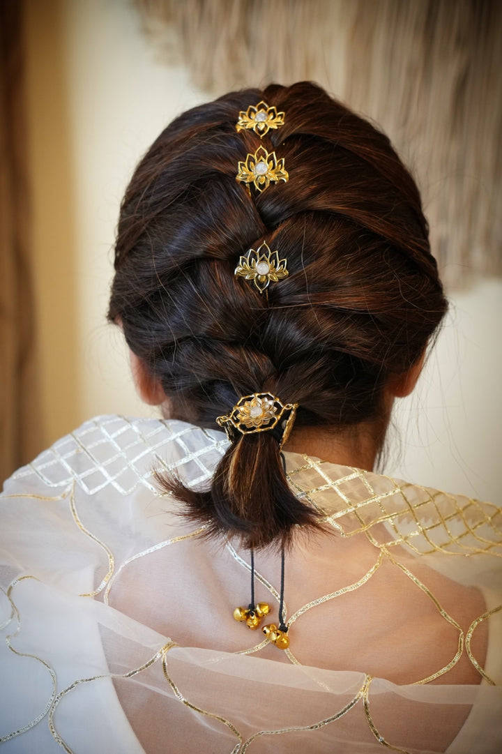 Lotus hair comb- Pre Order