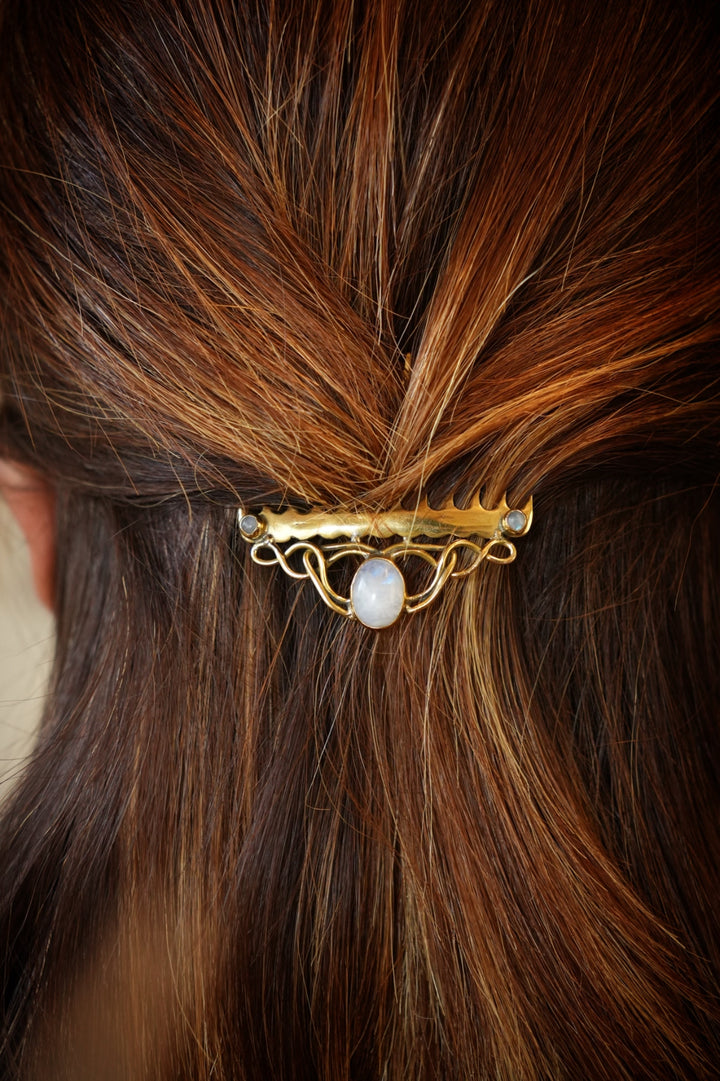 Victorian hair comb -pre order