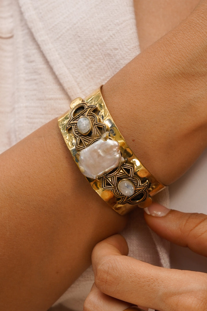Royal Aurora brass hand cuff