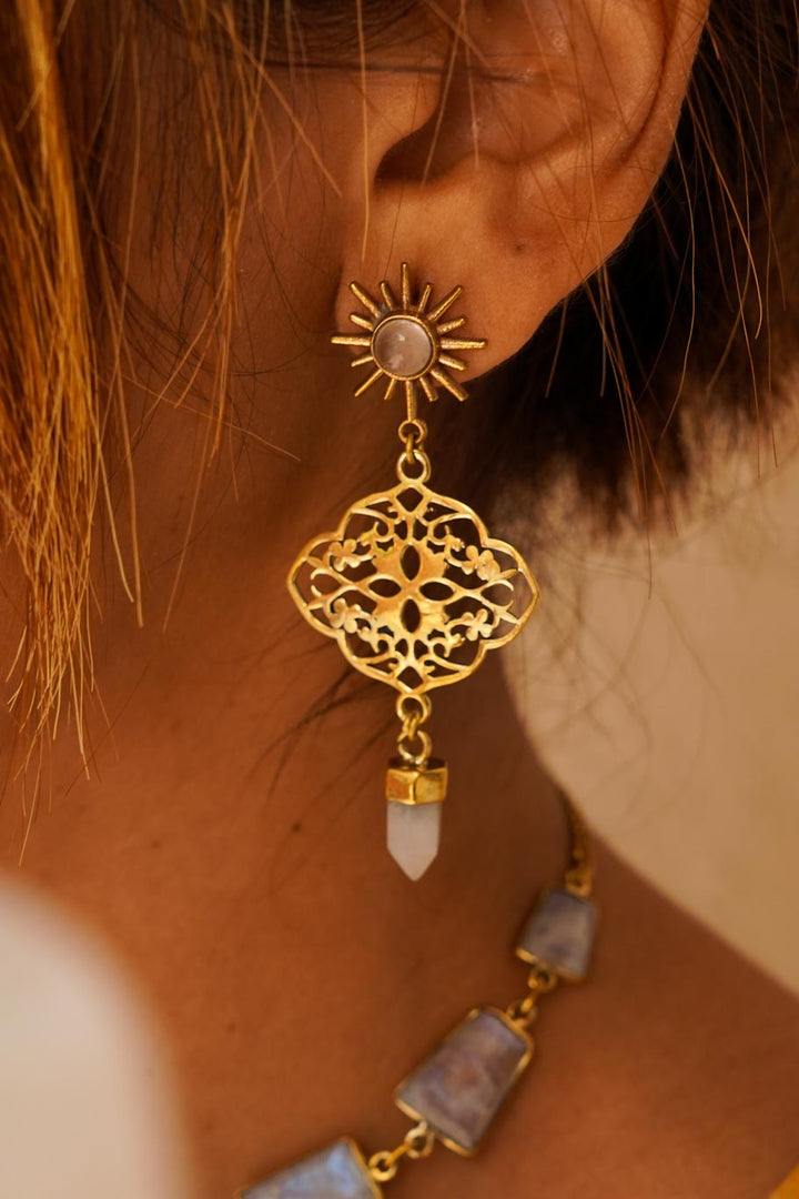 Mumtaaz stud earring
