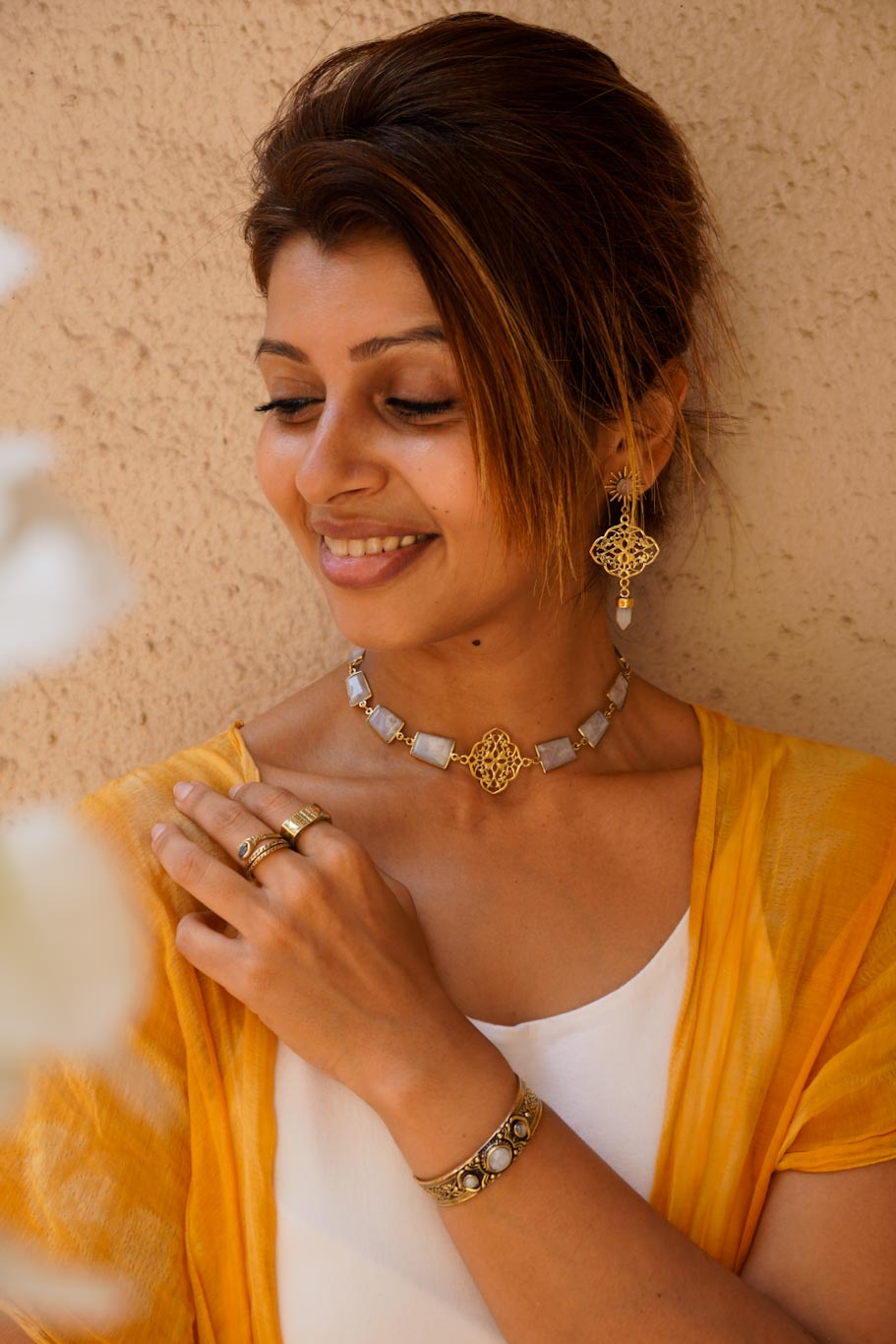 Mumtaaz choker necklace