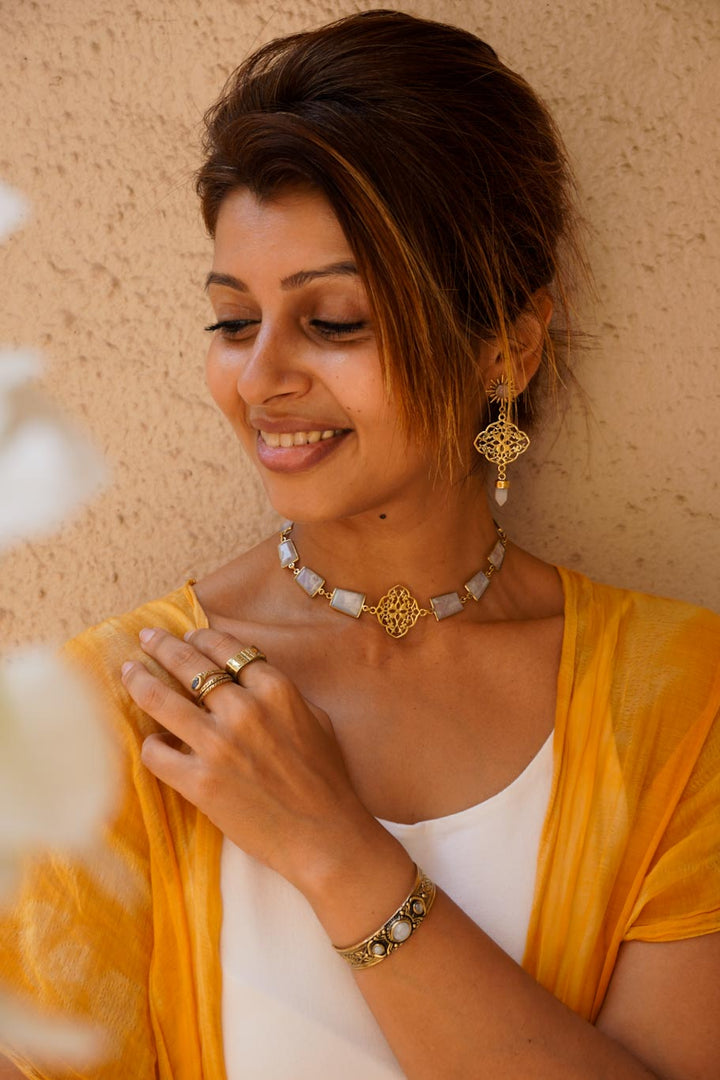 Mumtaaz choker necklace