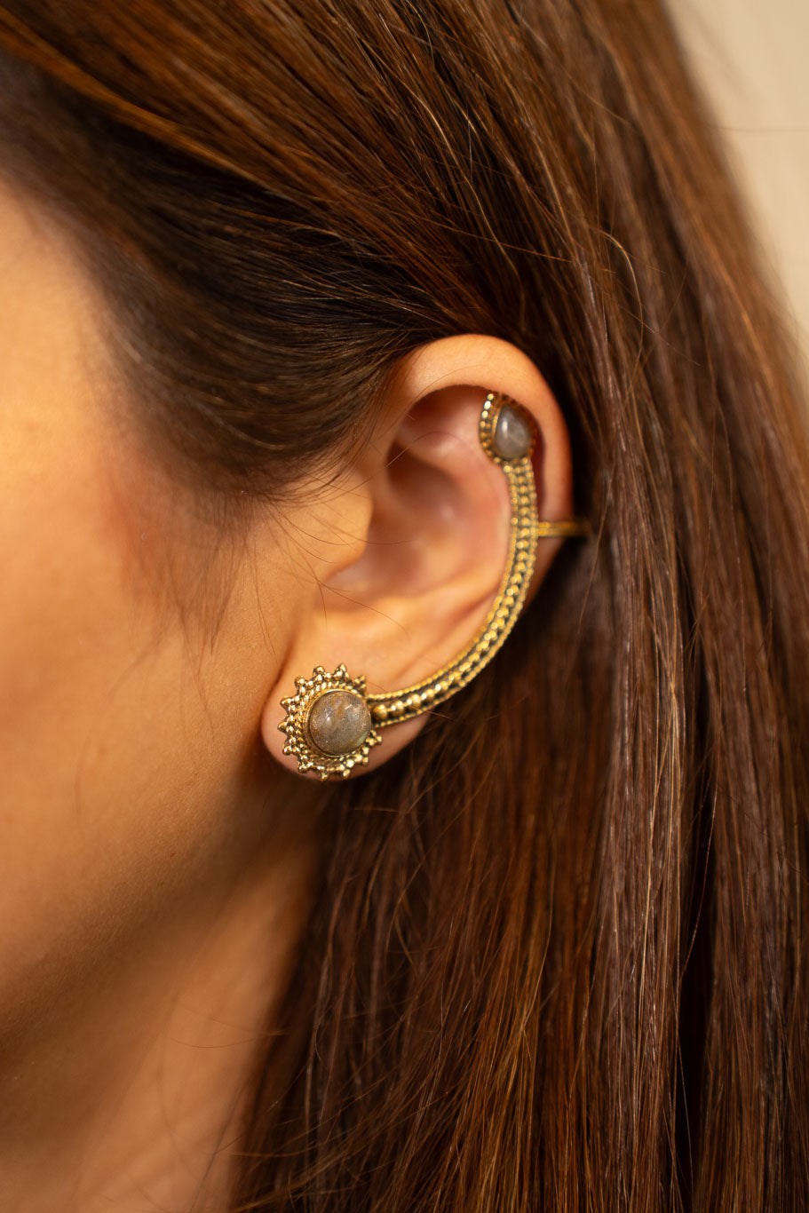 Laila Earcuffs with Labradorites