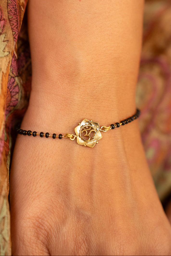 Flower of Om- Mangalsutra Bracelet